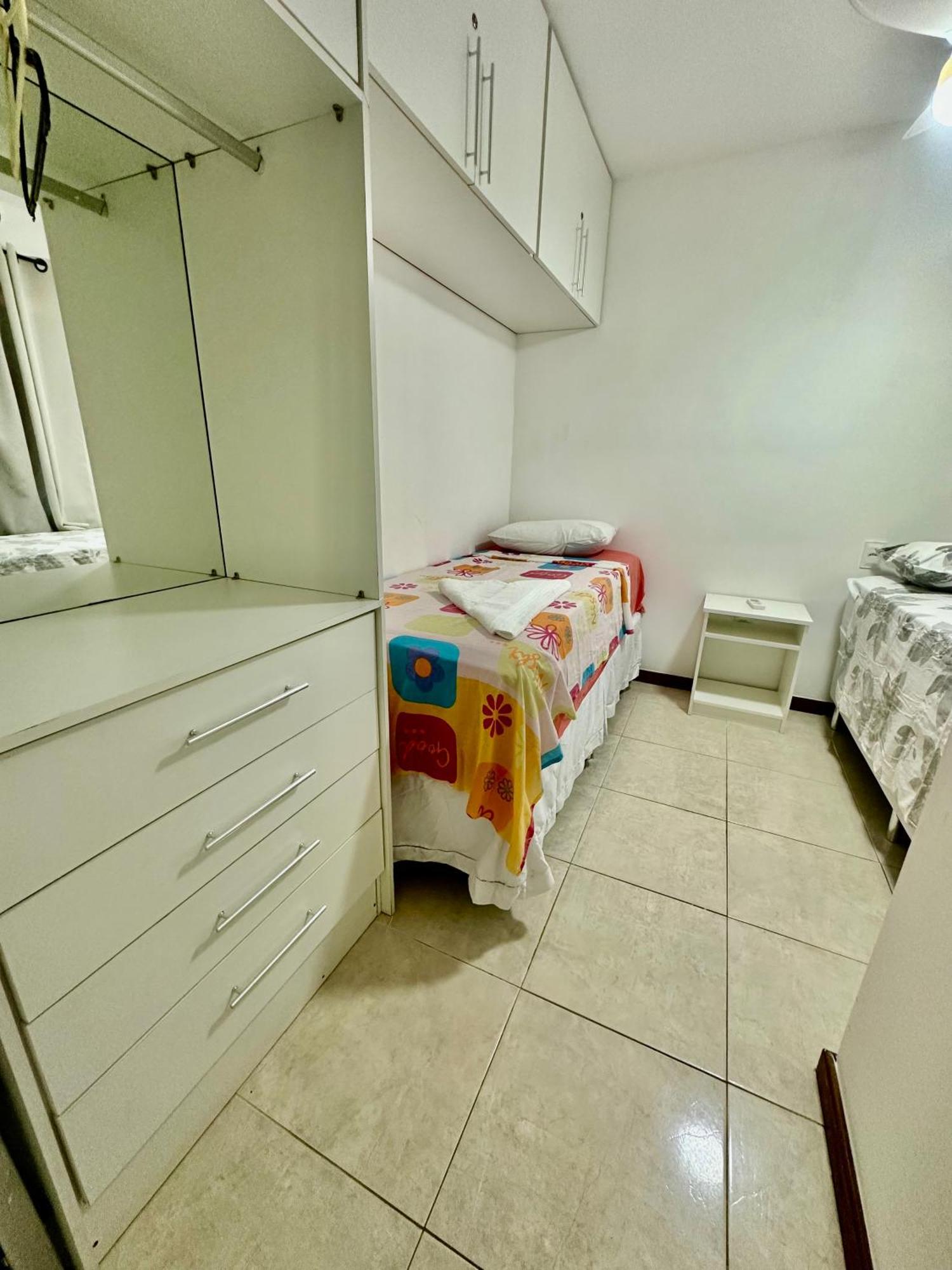Flat Guarajuba 4 Quartos Terreo A Beira Mar - Pe Na Areia - Governanca Com Arrumadeira E Wi Fi Inclusos Camassari Exteriör bild